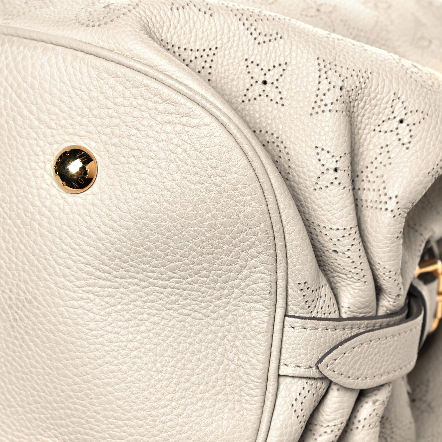 Louis Vuitton Mahina XL White 10 of 11