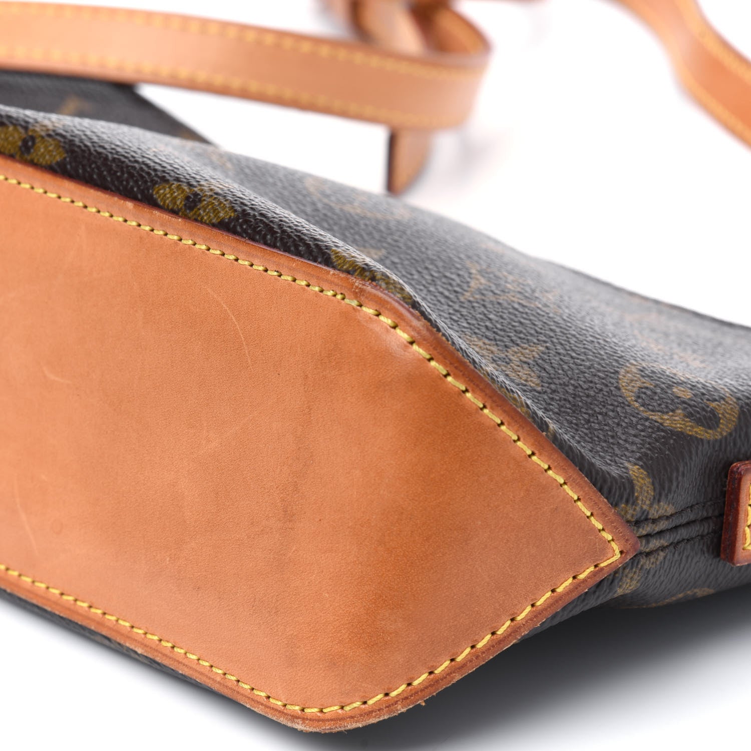 Louis Vuitton Monogram Trotteur 15 of 23