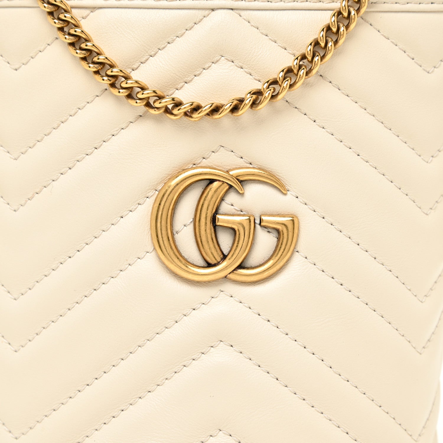Gucci Calfskin Matelasse Mini GG Marmont 2.0 Bucket Bag White 7 of 10