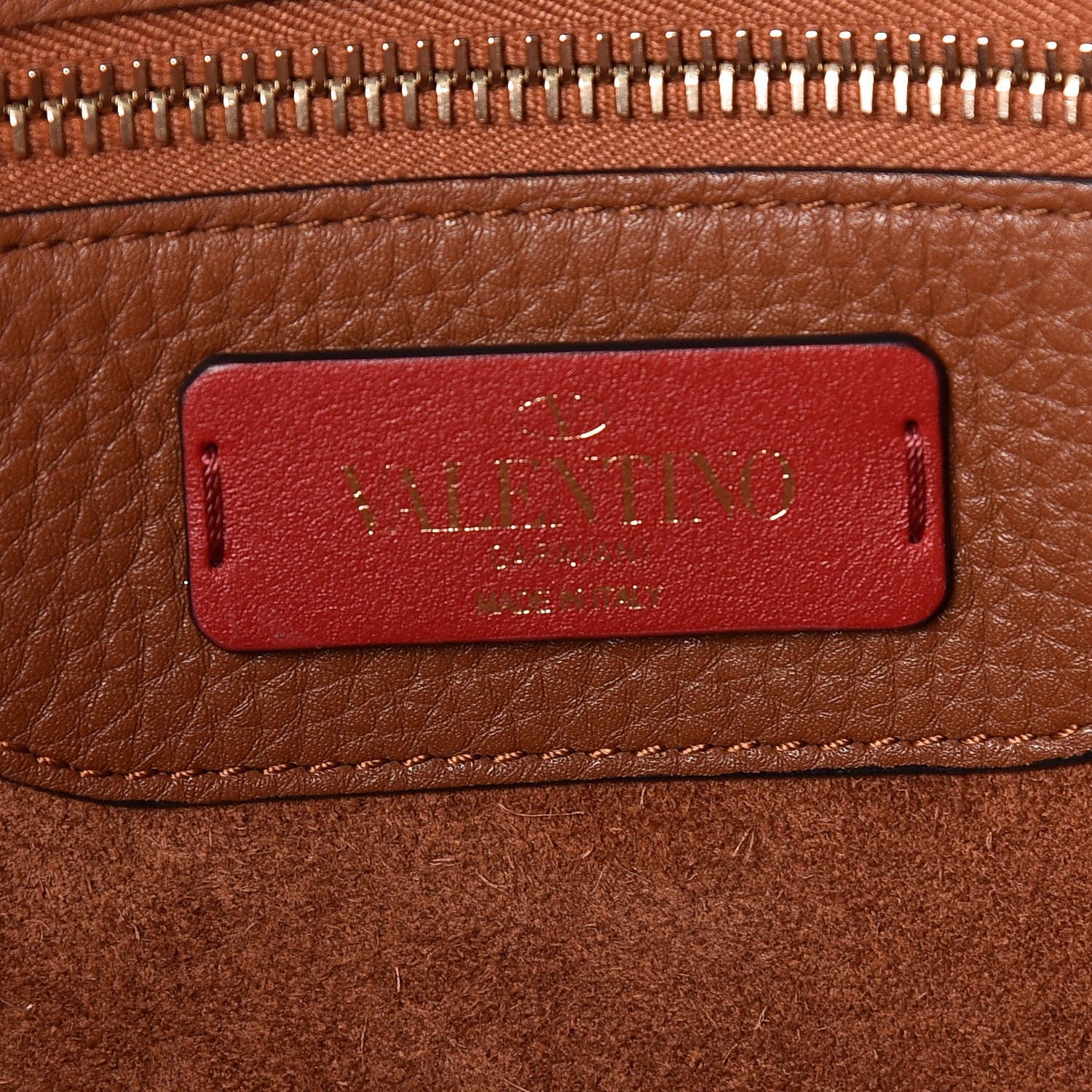 Valentino Garavani Grained Calfskin Rockstud Shoulder Tote Bright Cognac 9 of 13