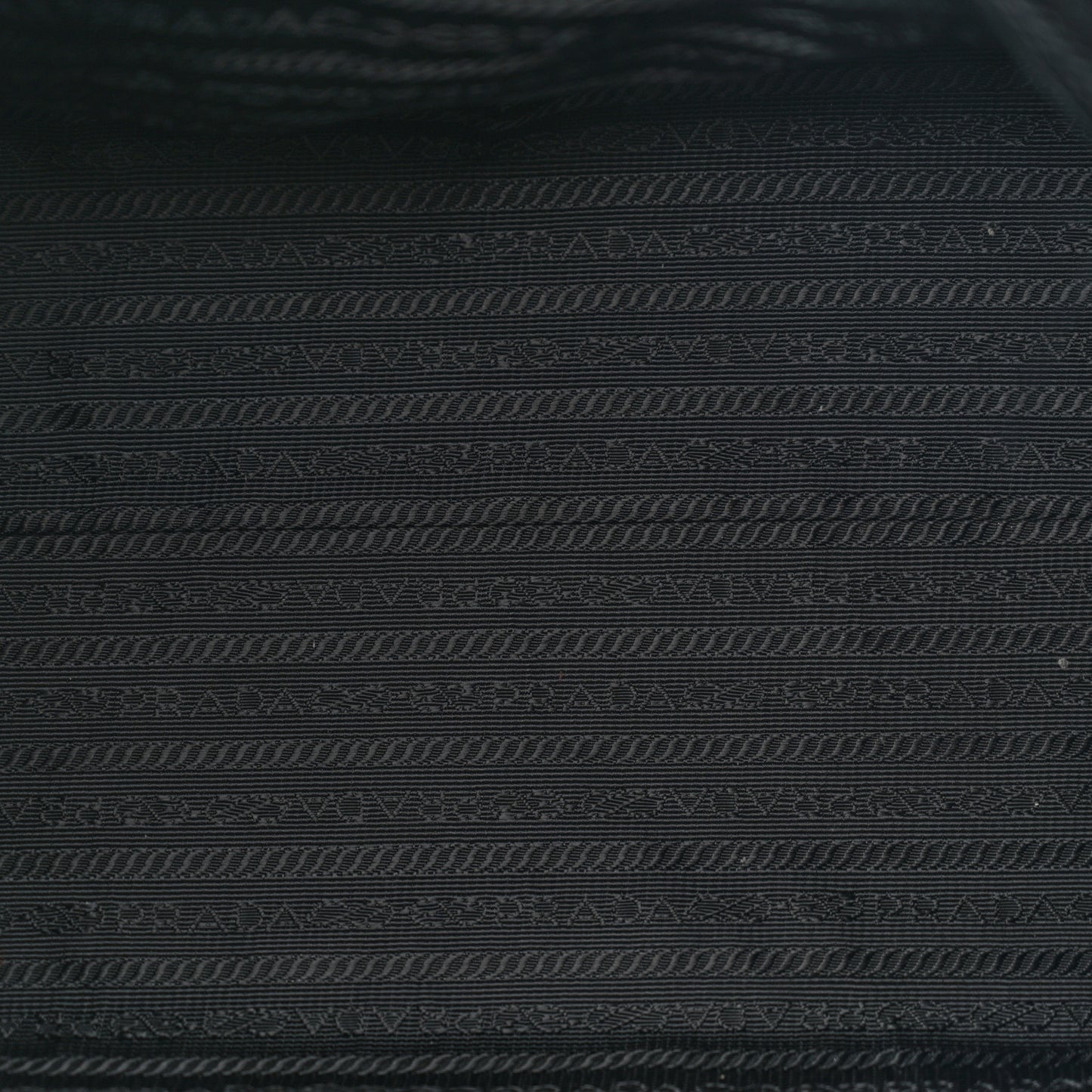Vitello Daino Shopping Satchel Black