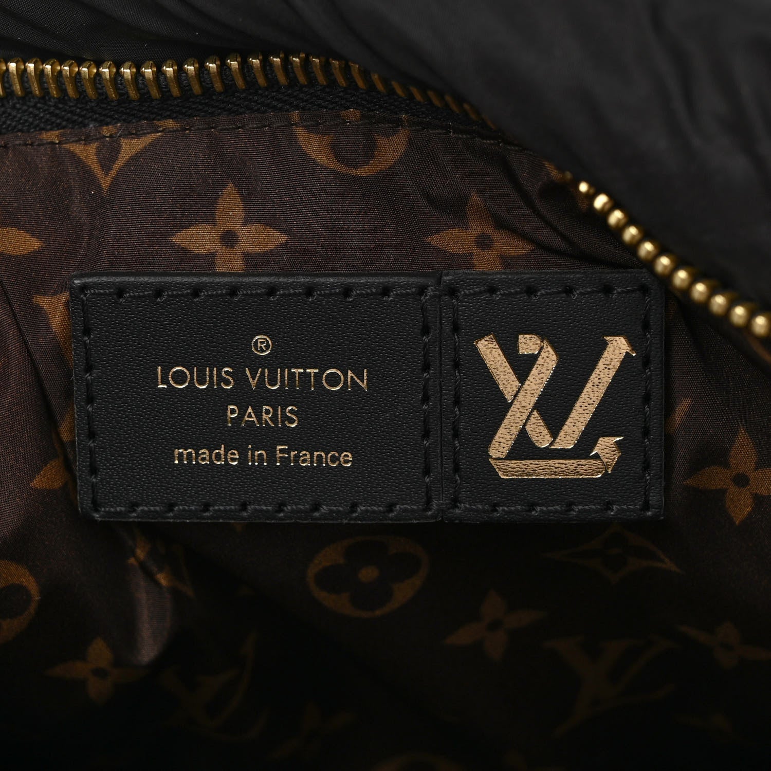 Louis Vuitton Econyl Monogram Pillow Maxi Multi Pochette Accessories Black Fuchsia 6 of 9
