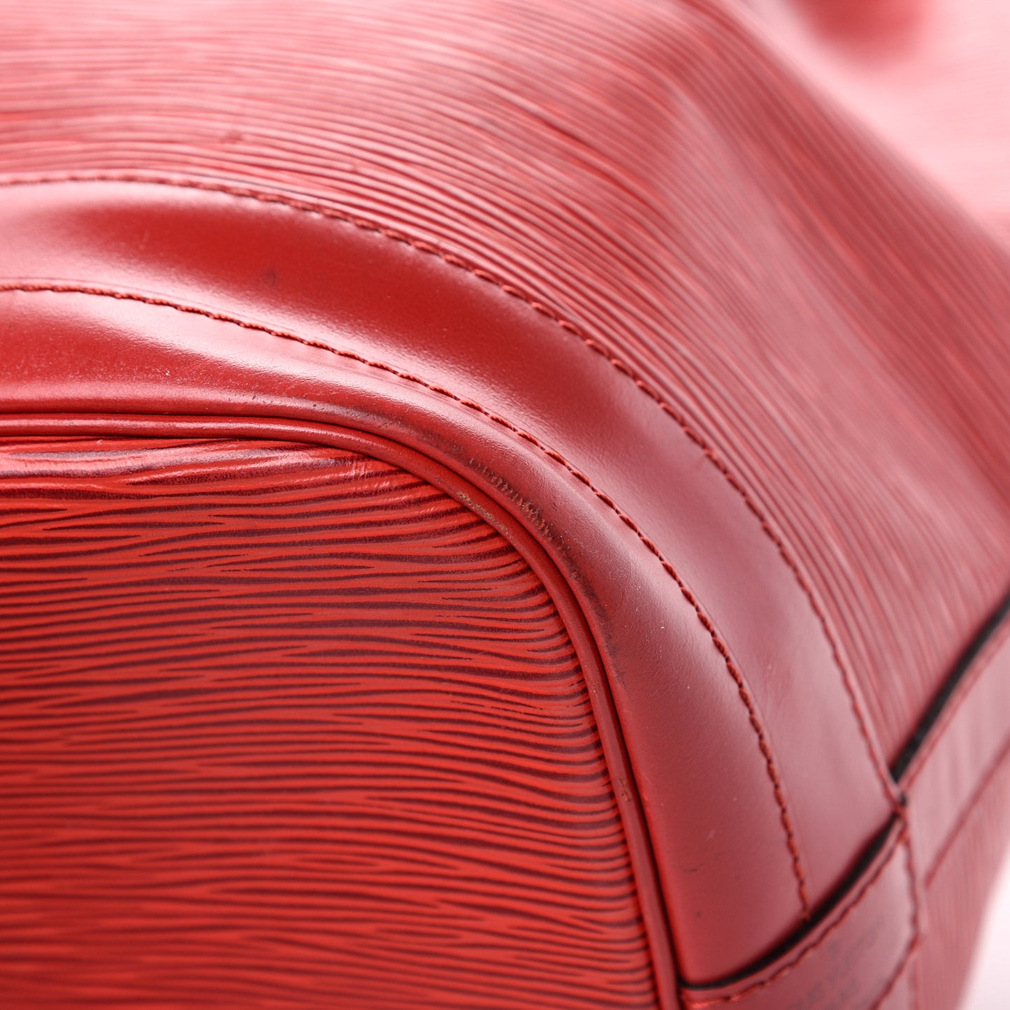 Epi Noe Castillan Red