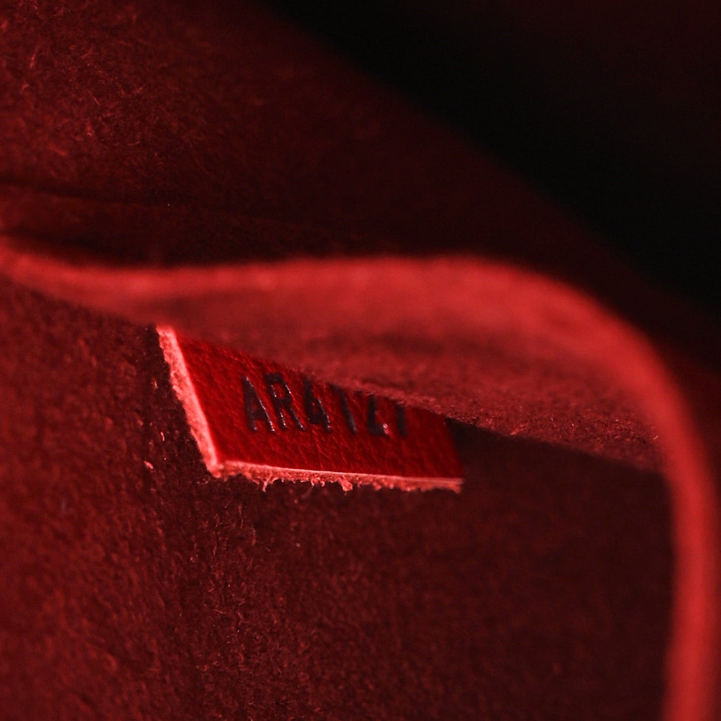 Calfskin Lockmeto Rubis