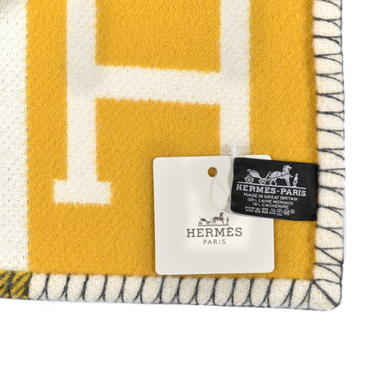 Hermes Wool Cashmere Avalon III Blanket Gris Soleil 3 of 3