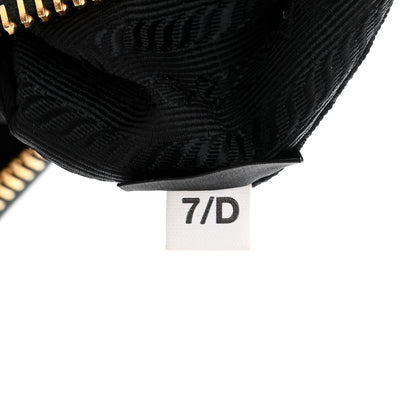 Prada Saffiano Lux Re-Edition 2005 Shoulder Bag Smeraldo 8 of 11