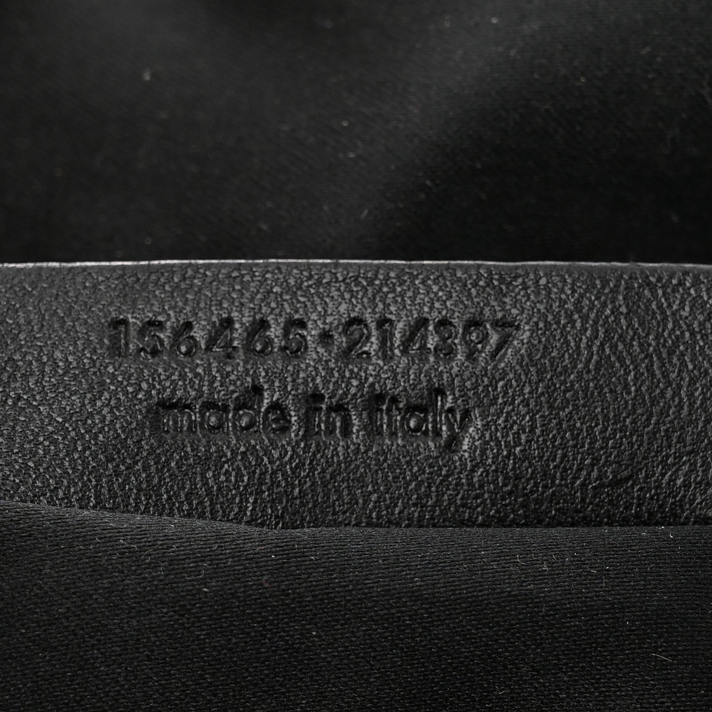 Textured Patent Calfskin Medium Muse Black