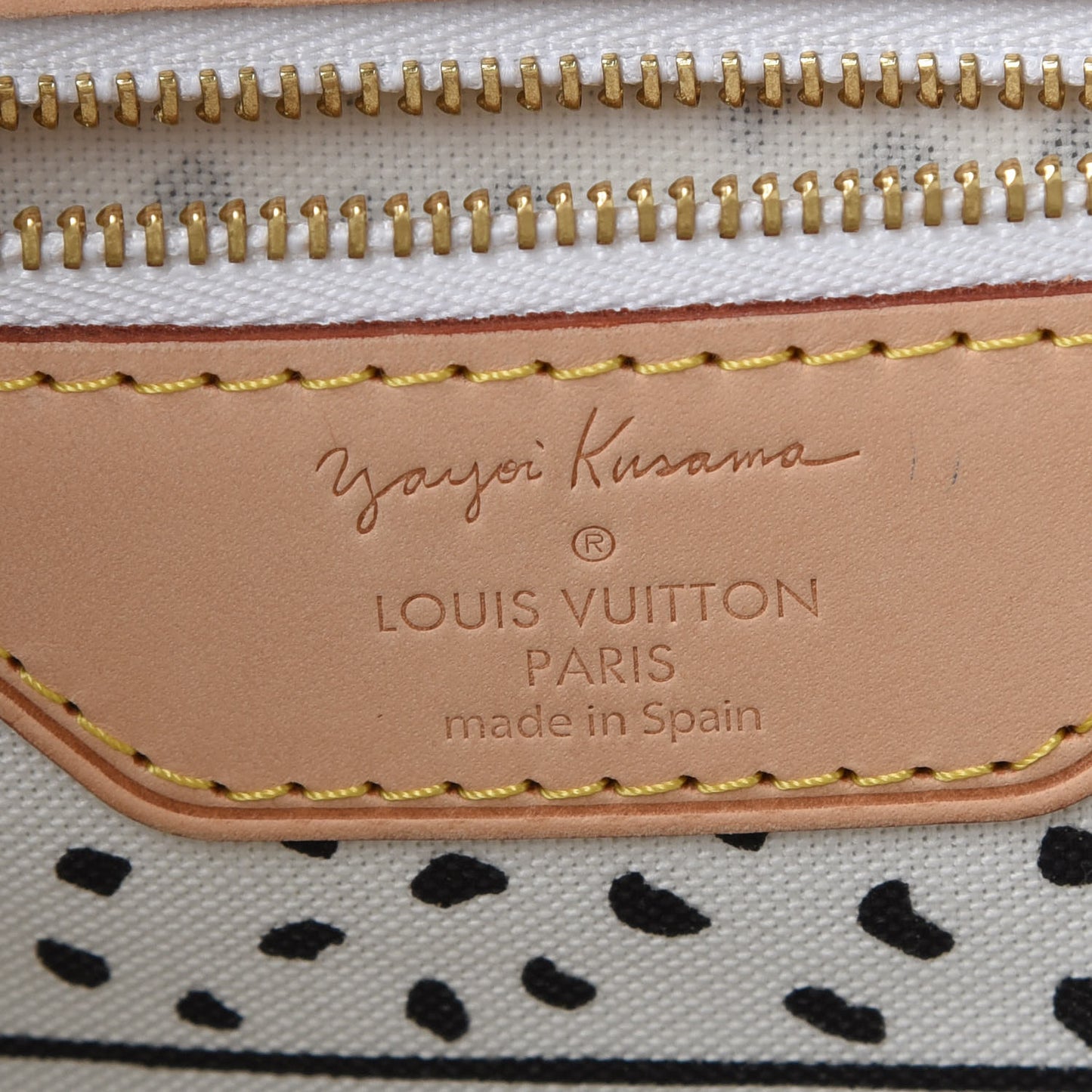 Monogram Kusama Waves Neverfull MM White
