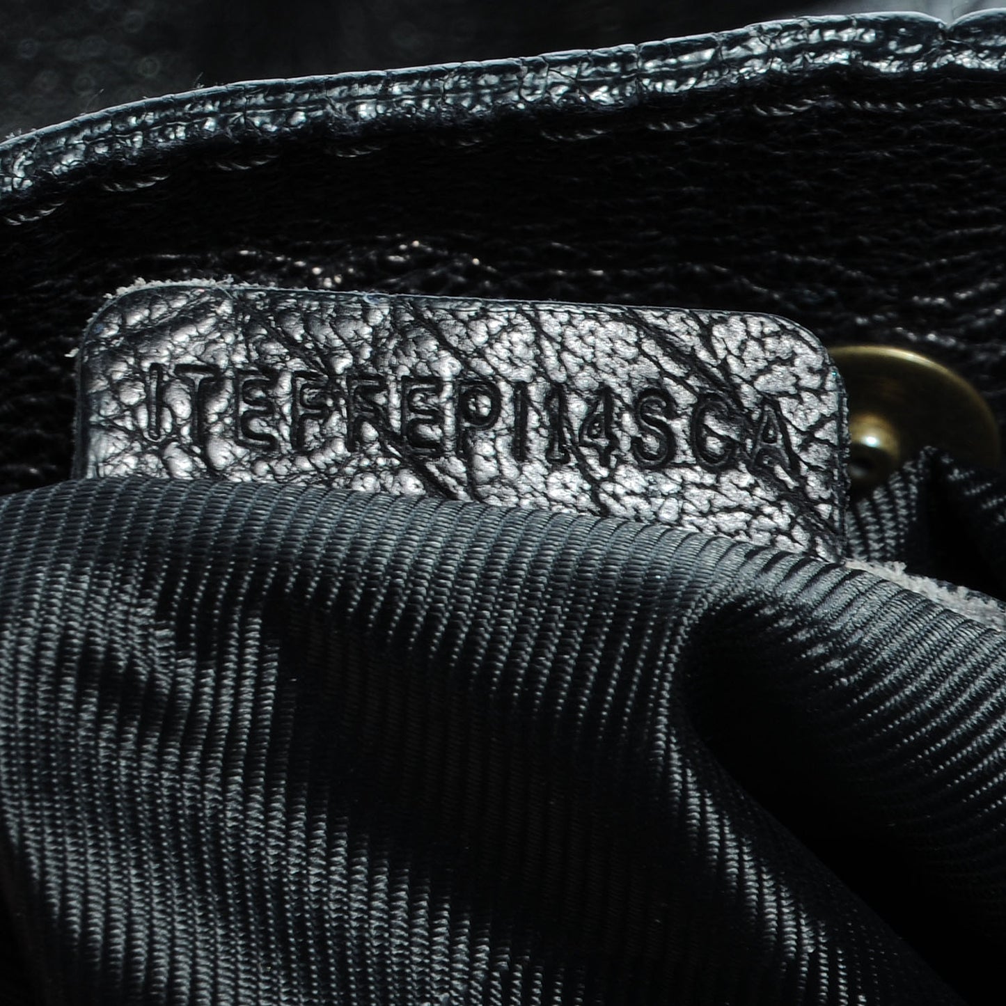 Grainy Calfskin Lambeth Hobo Black