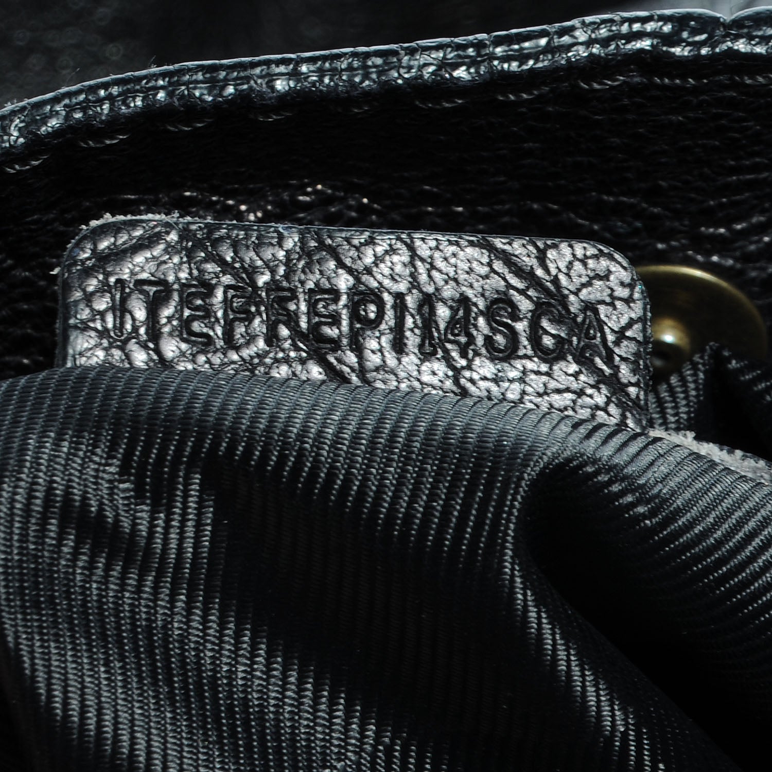 Burberry Grainy Calfskin Lambeth Hobo Black 11 of 11
