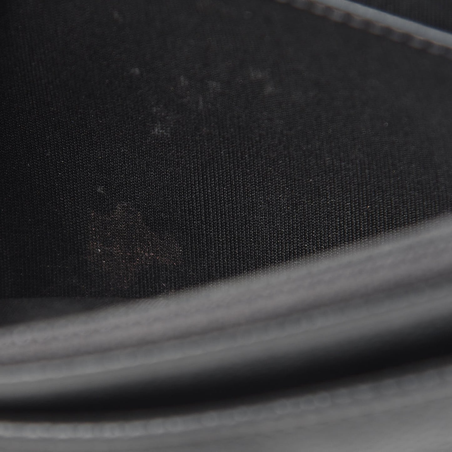 Caviar Half Moon Wallet On Chain WOC Grey