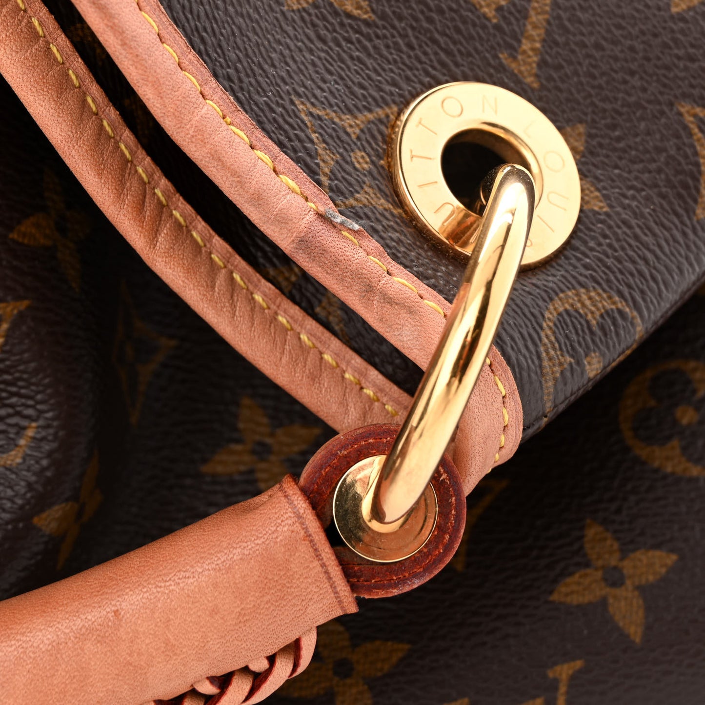 Monogram Artsy MM