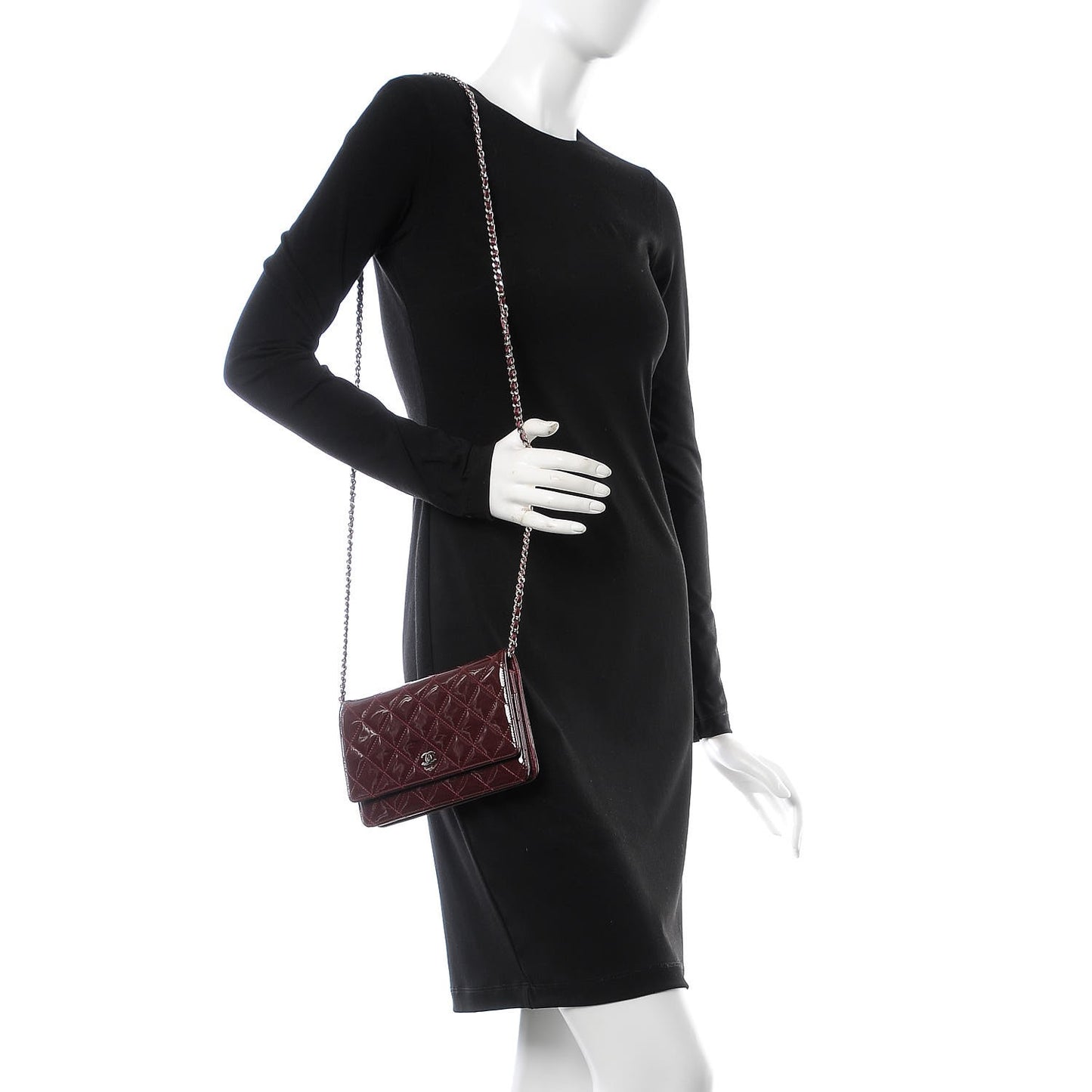 Patent Quilted Wallet On Chain WOC Burgundy