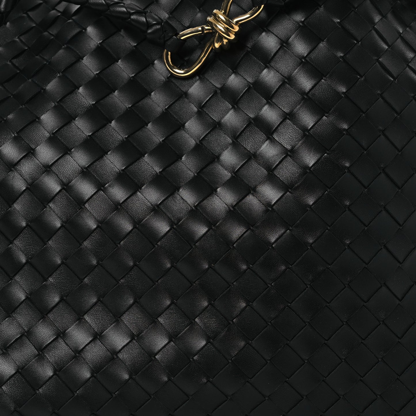Nappa Intrecciato Large Andiamo Shoulder Bag Black