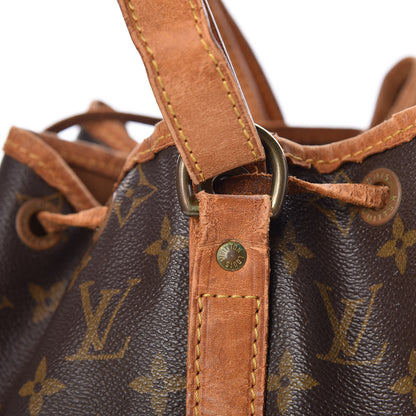 Louis Vuitton Monogram Noe 24 of 35