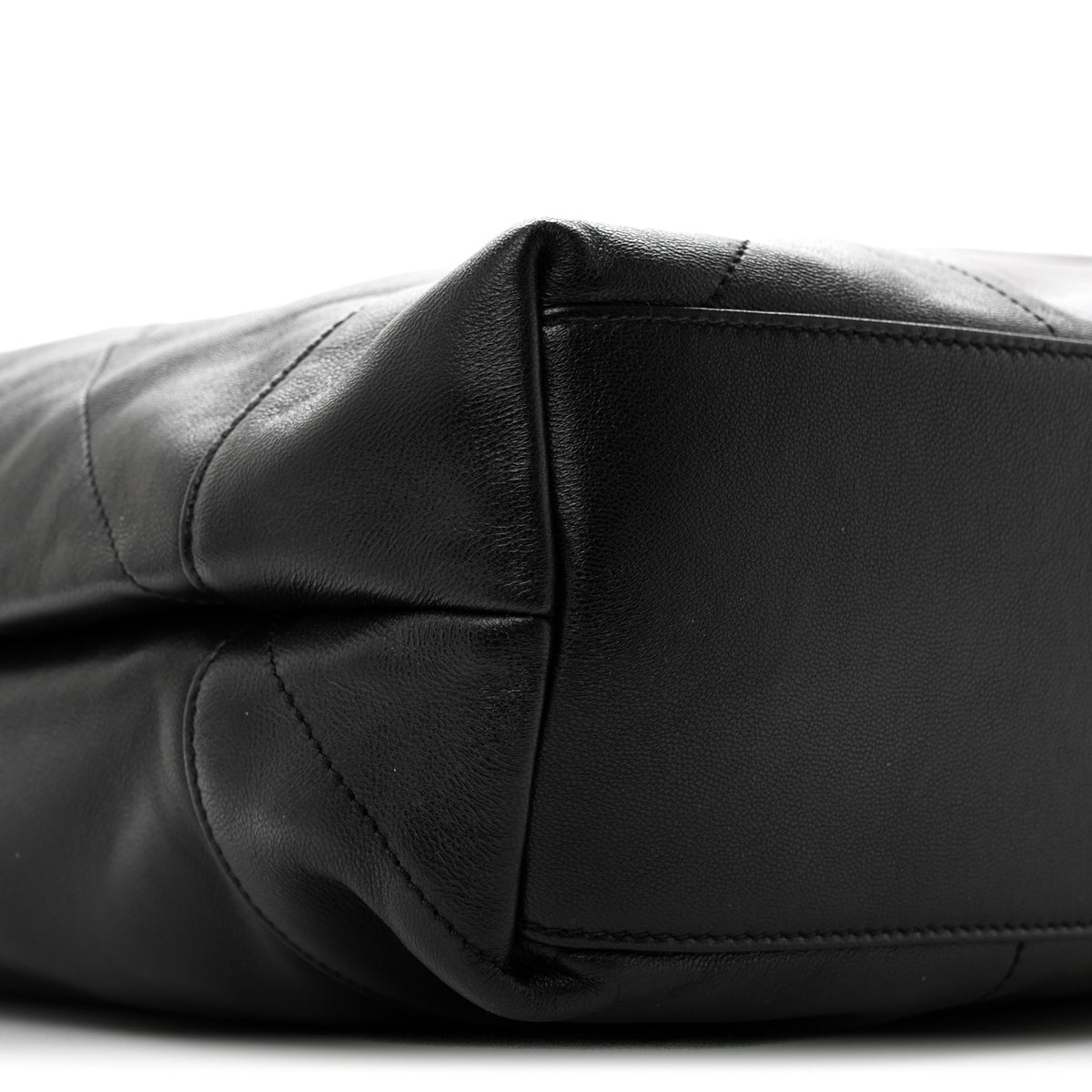 Lambskin Matelasse Monogram Large Jamie 4.3 Pochon Black