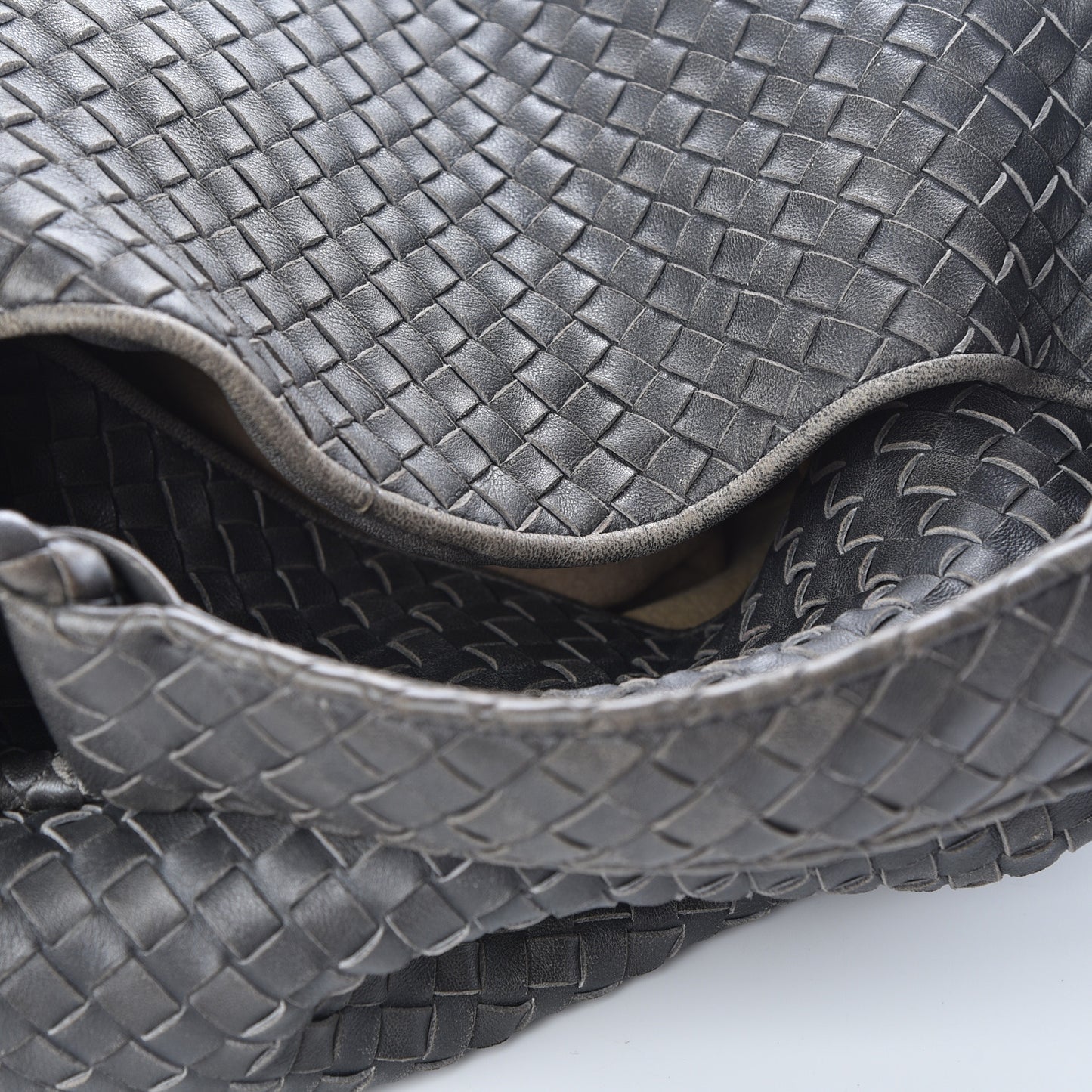 Nappa Intrecciato Sloane Hobo Ferro Gray