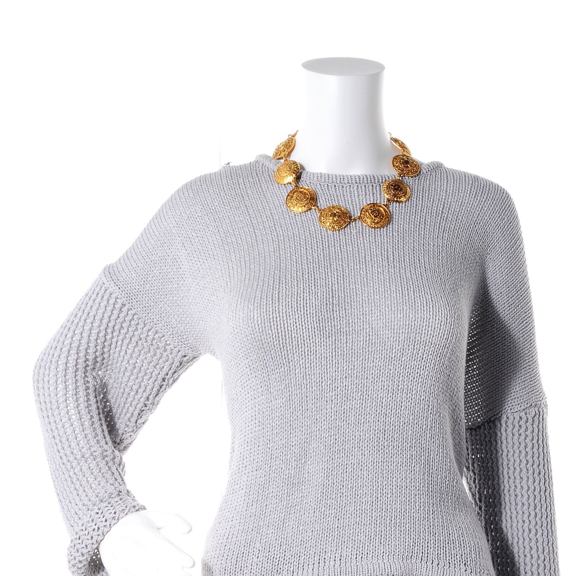 Chanel 31 Rue Cambon Paris CC Medallion Necklace Gold 2 of 6