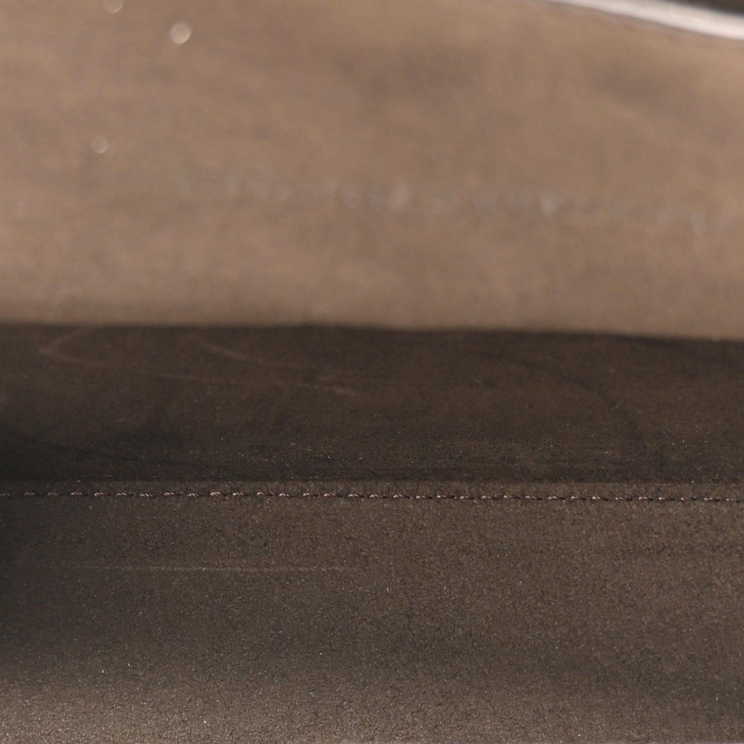 Vitello Cher Jacquard FF Lines Baguette Soft Trunk Tortora Tobacco Moro