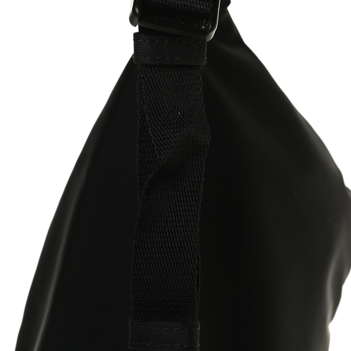 Textured Sport Nylon Logo Embroidered Wheel Beltpack Black