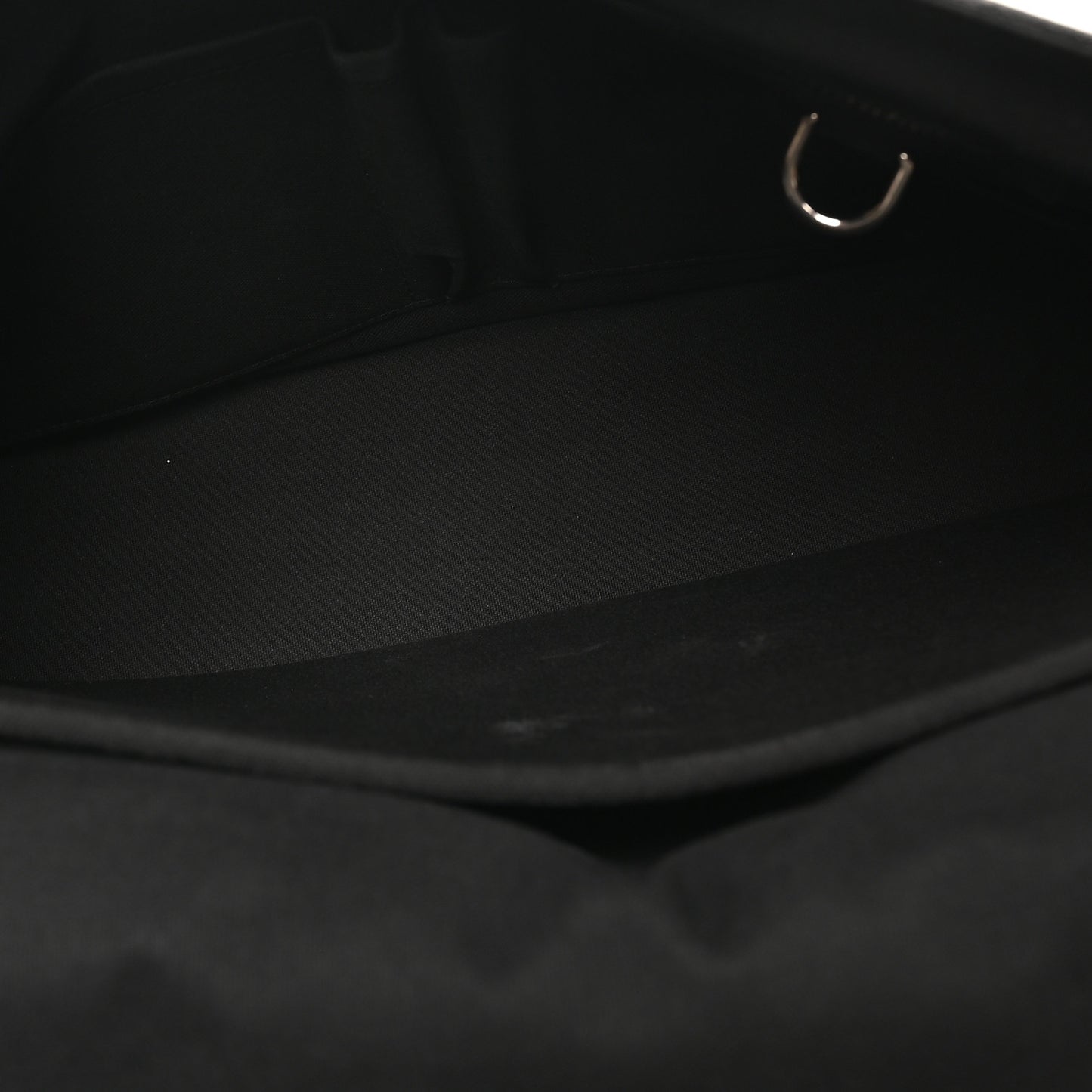 Taiga Roman GM Messenger Black