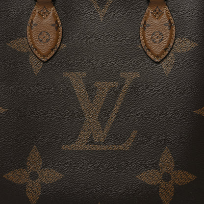 Louis Vuitton Reverse Monogram Giant Onthego MM 9 of 15