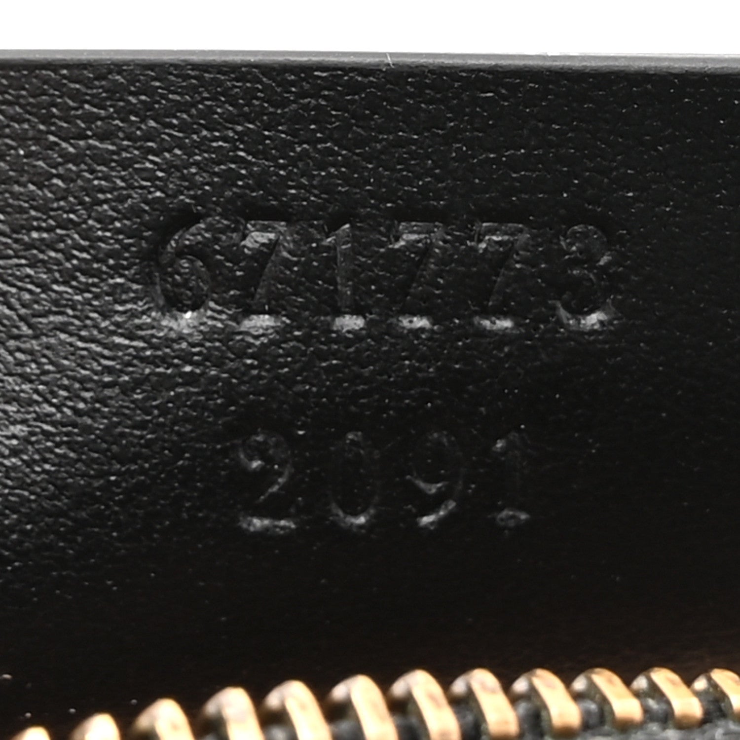 Gucci Calfskin Matelasse GG Marmont Key Case Black 7 of 11