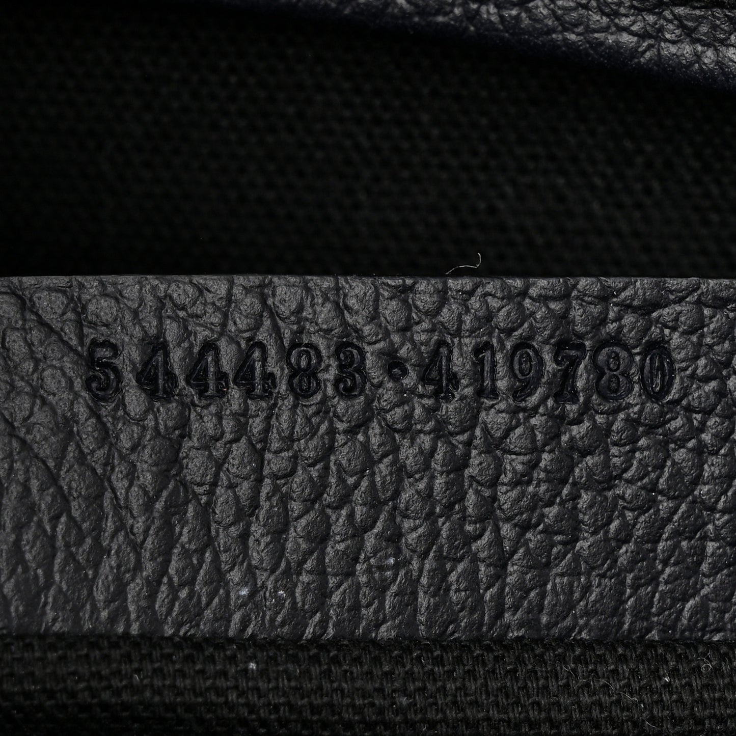 Pebbled Calfskin Small Skull Padlock Zip Around Tote Navy