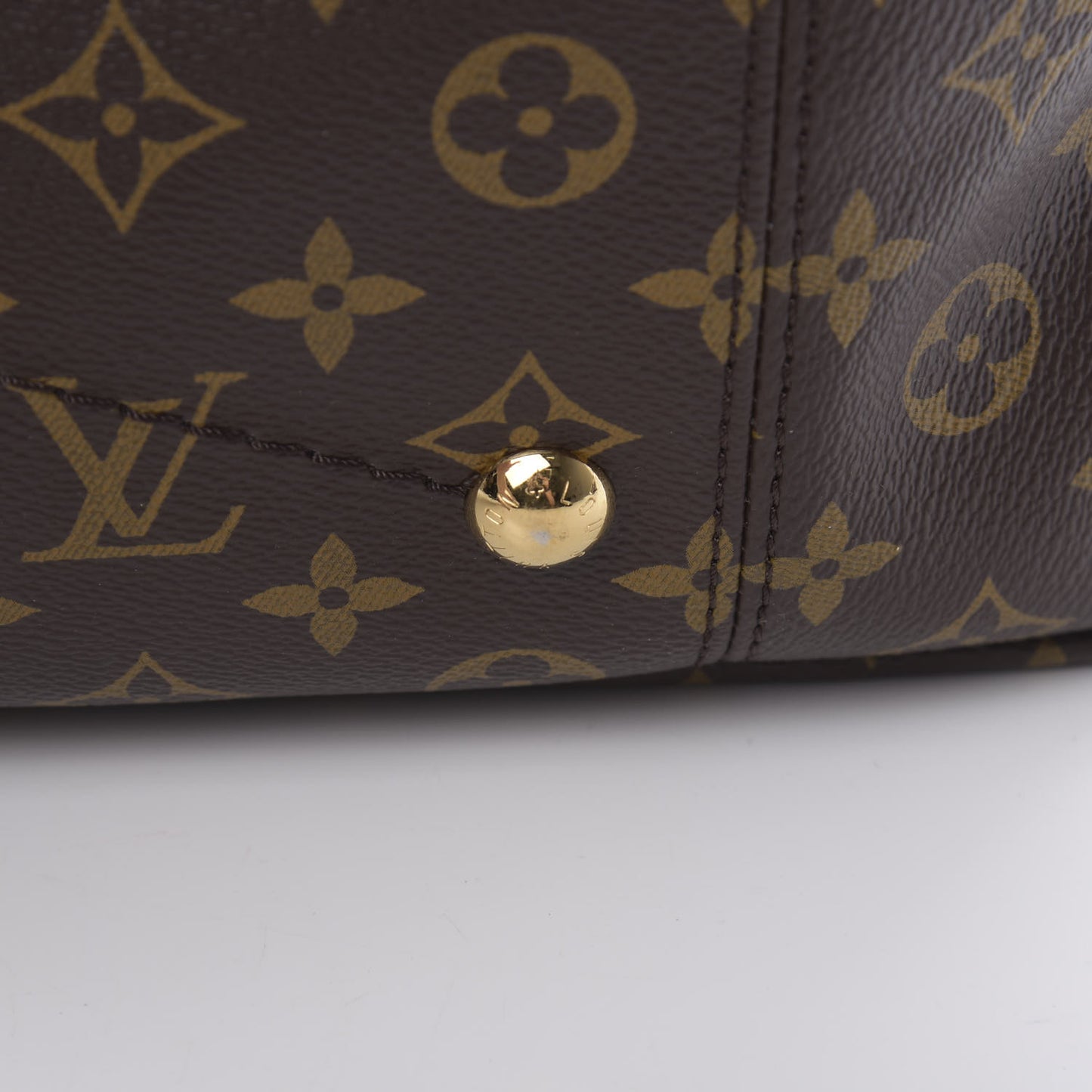 Monogram Artsy MM
