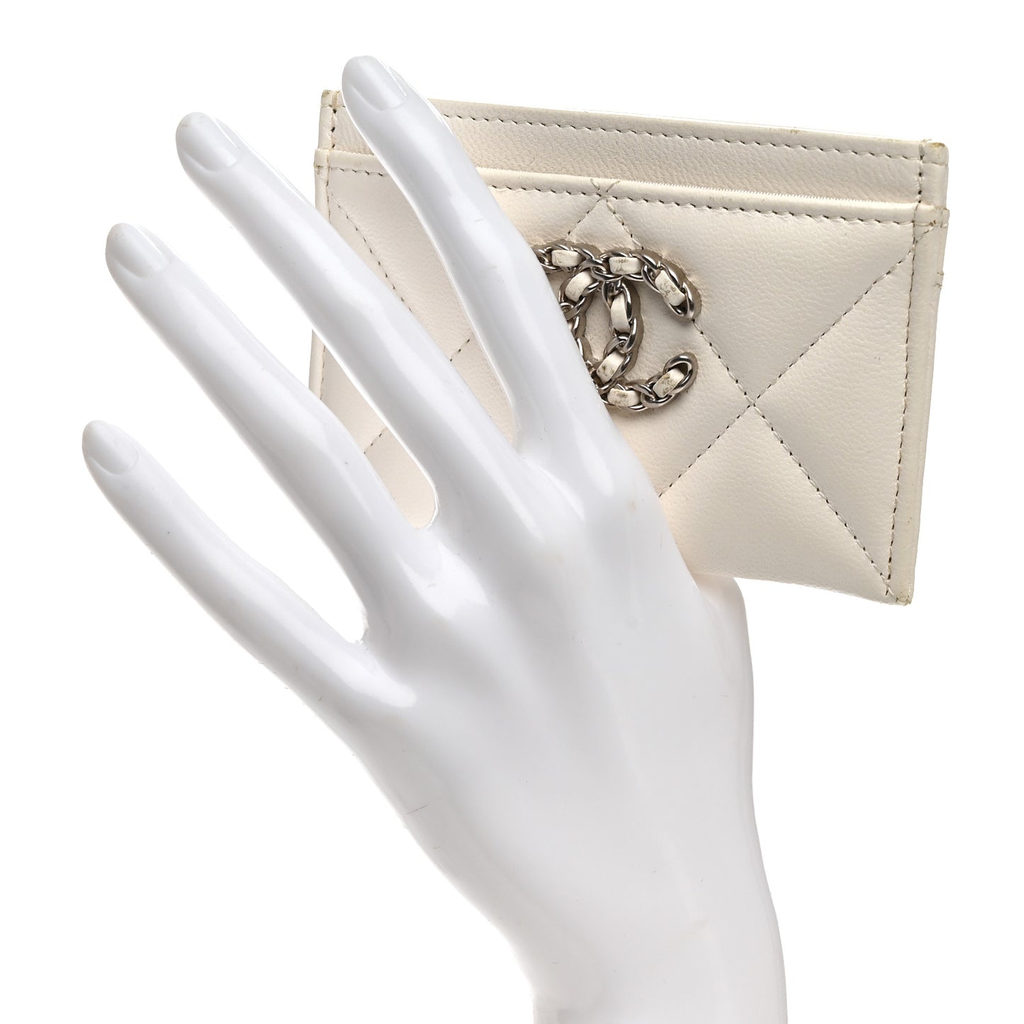 Lambskin Quilted Chanel 19 Card Holder White