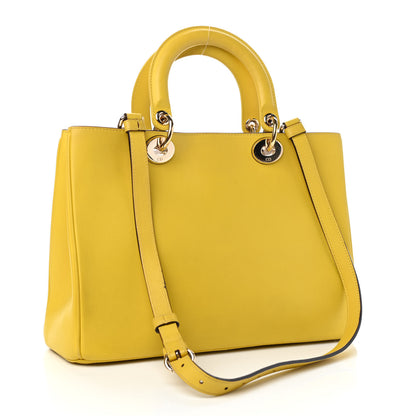 Christian Dior Smooth Calfskin Medium Diorissimo Tote Vert Acide 4 of 14
