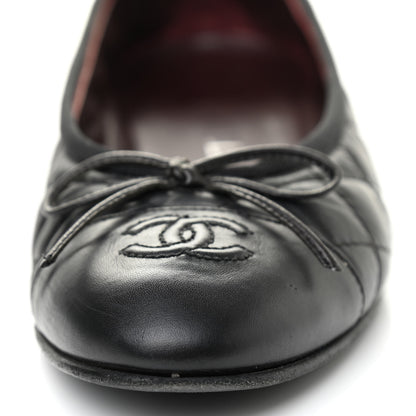 Chanel Aged Calfskin Quilted CC Cap Toe Ballerina Flats 37.5 Black 9 of 10