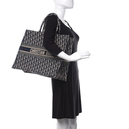 Christian Dior Oblique Book Tote Blue Multicolor 2 of 10