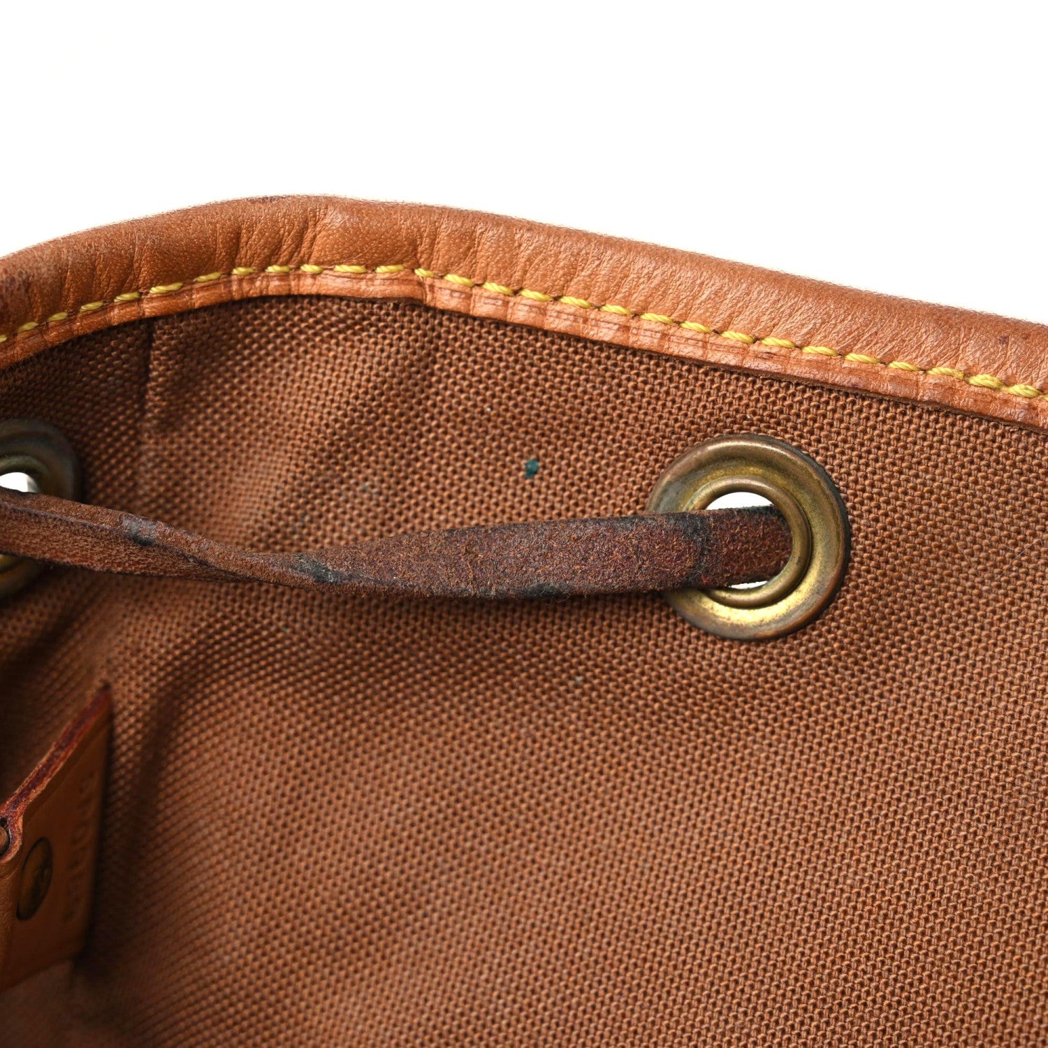 Louis Vuitton Monogram Montsouris MM Backpack 26 of 32