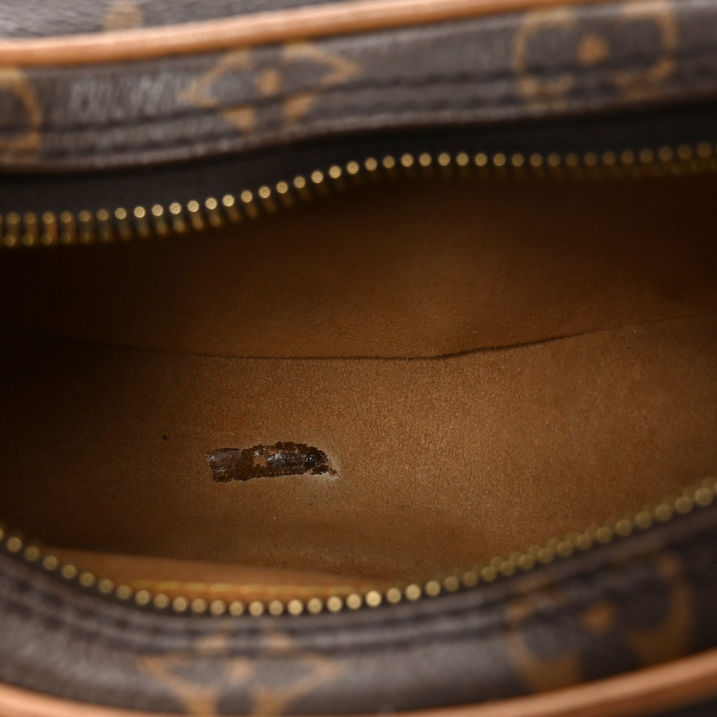 Monogram Loop