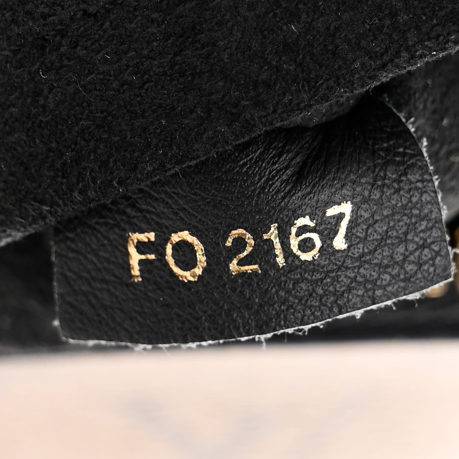 Louis Vuitton Reverse Monogram Triangle Softy 7 of 11