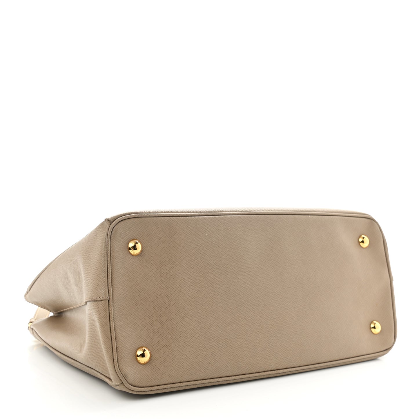 Saffiano Lux Medium Tote Cammeo