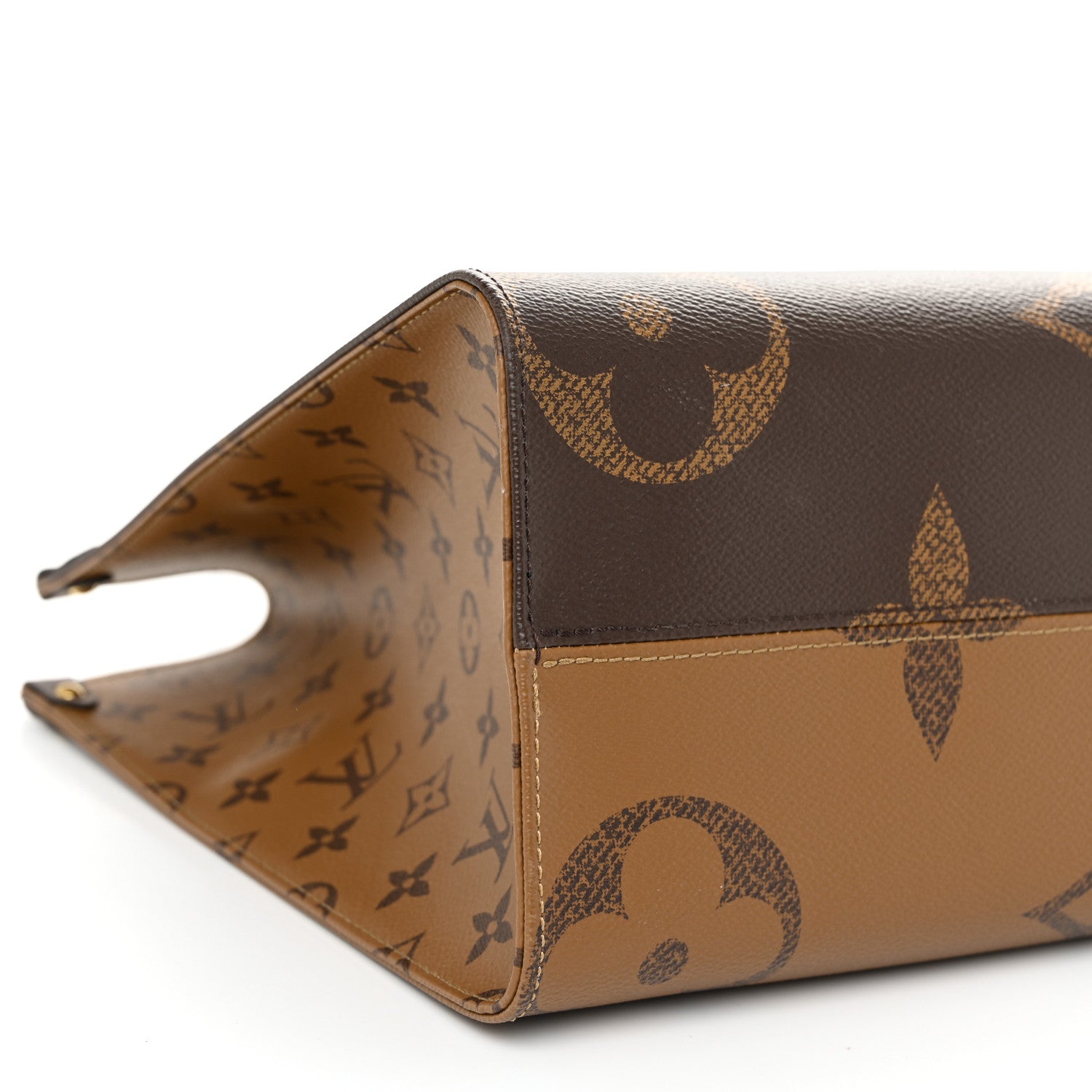 Louis Vuitton Reverse Monogram Giant Onthego MM 8 of 9