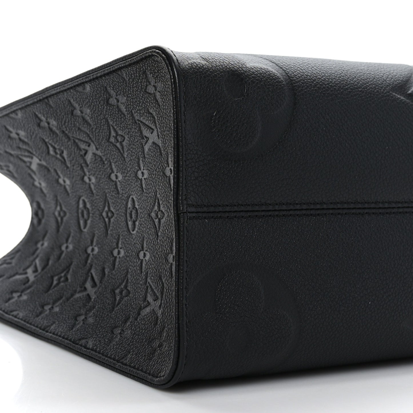 Empreinte Monogram Giant Onthego MM Black