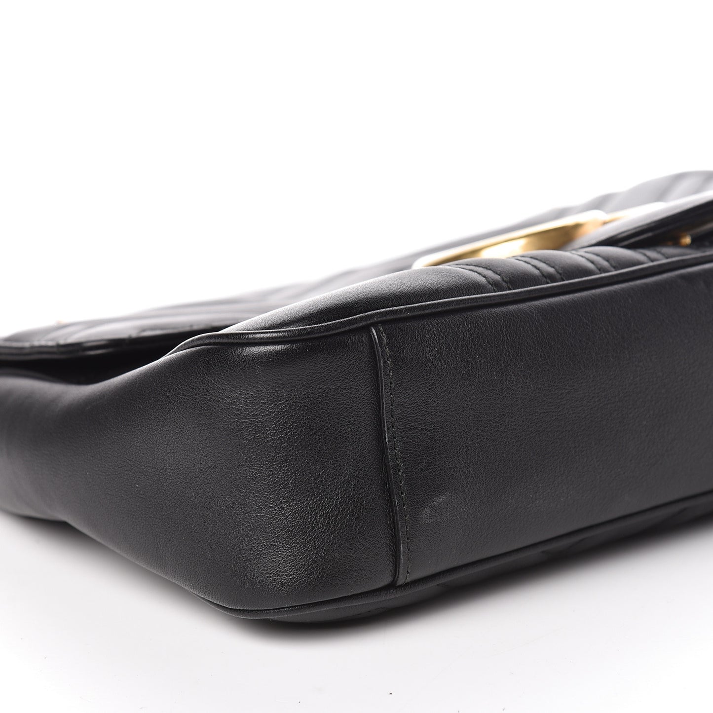 Calfskin Matelasse Medium GG Marmont Shoulder Bag Black