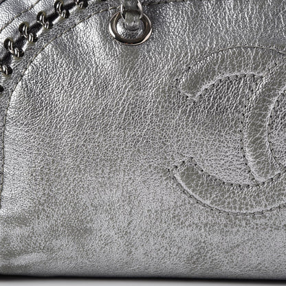 Chanel Metallic Goatskin Medium Luxe Ligne Bowler Tote Silver 16 of 23