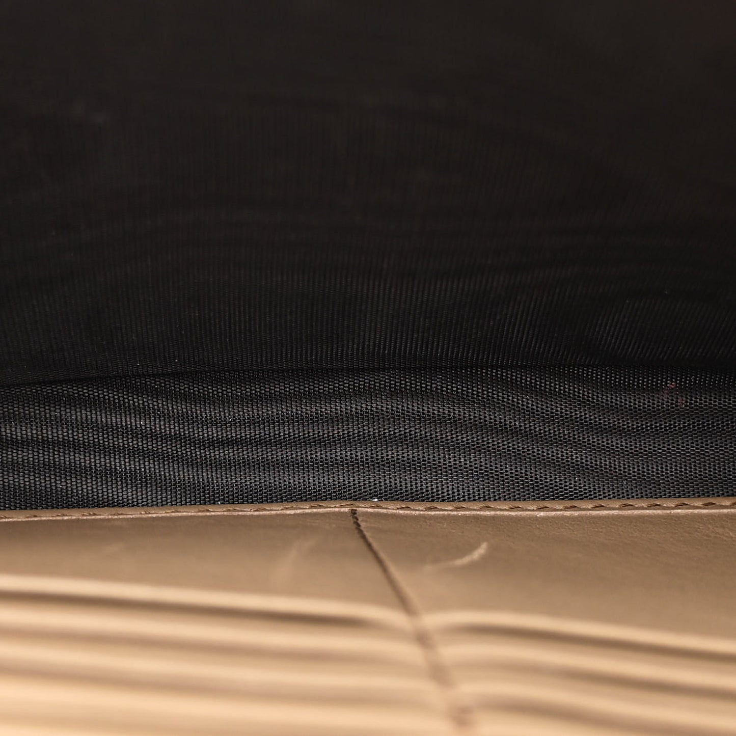 Velvet Matelasse GG Marmont Chain Wallet Taupe