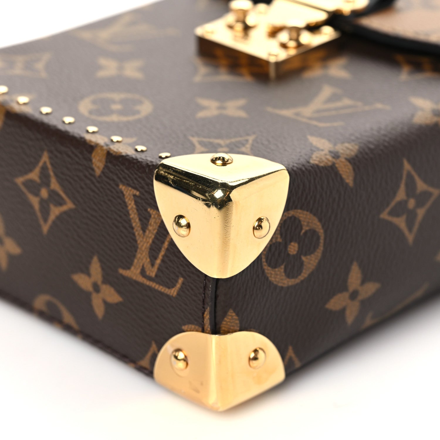 Louis Vuitton Reverse Monogram Camera Box NM 9 of 9