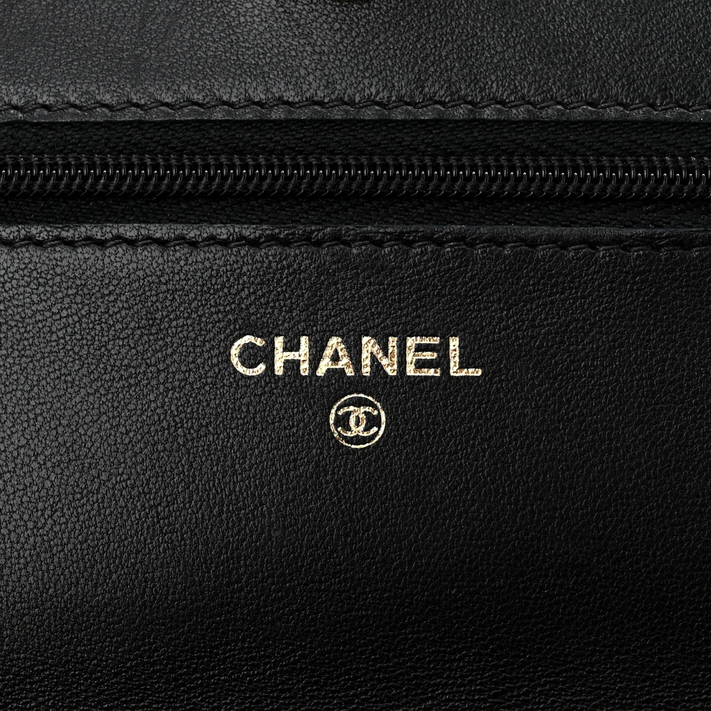Lambskin Quilted Wallet On Chain WOC Black