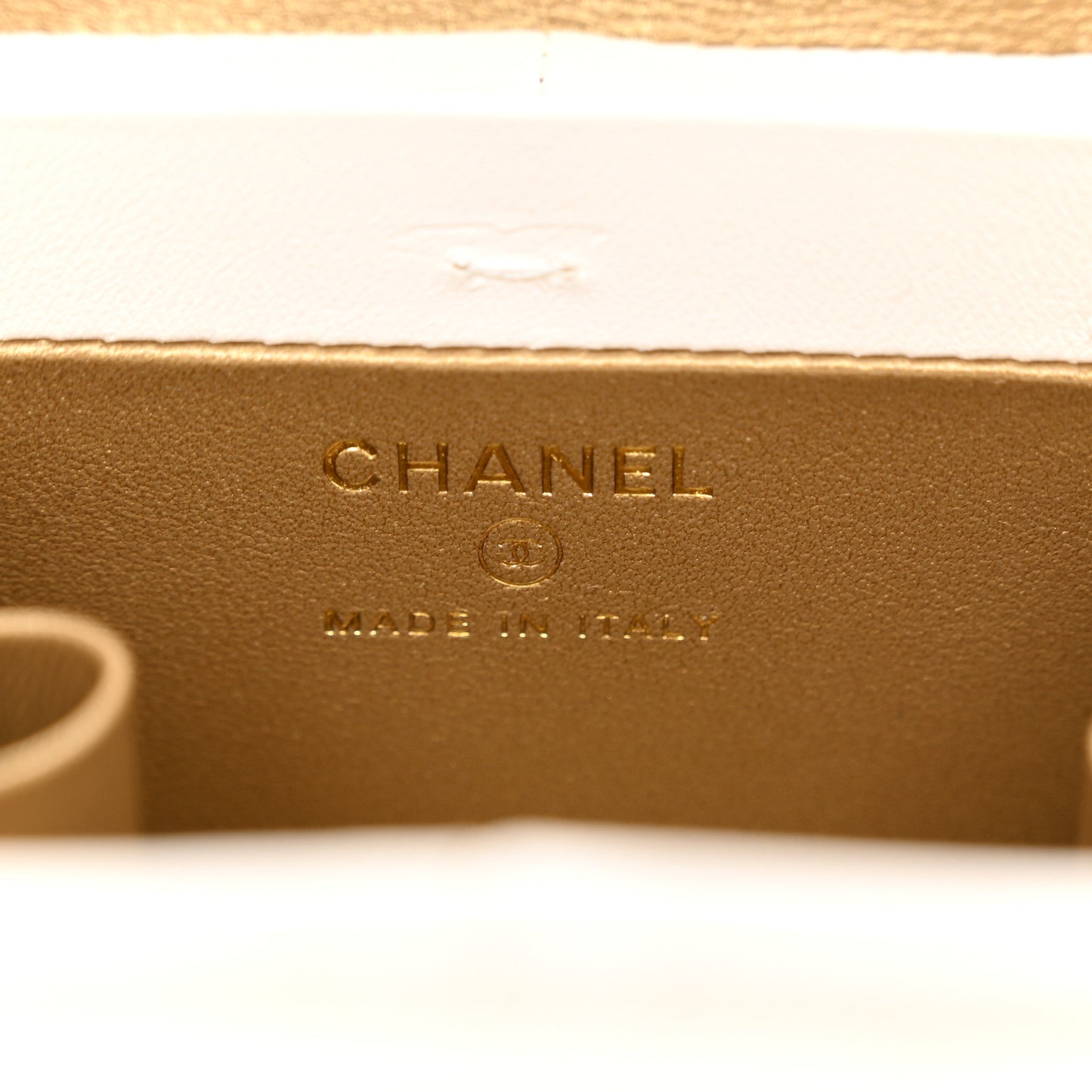 Lambskin Quilted Vanity Clutch With Chain White