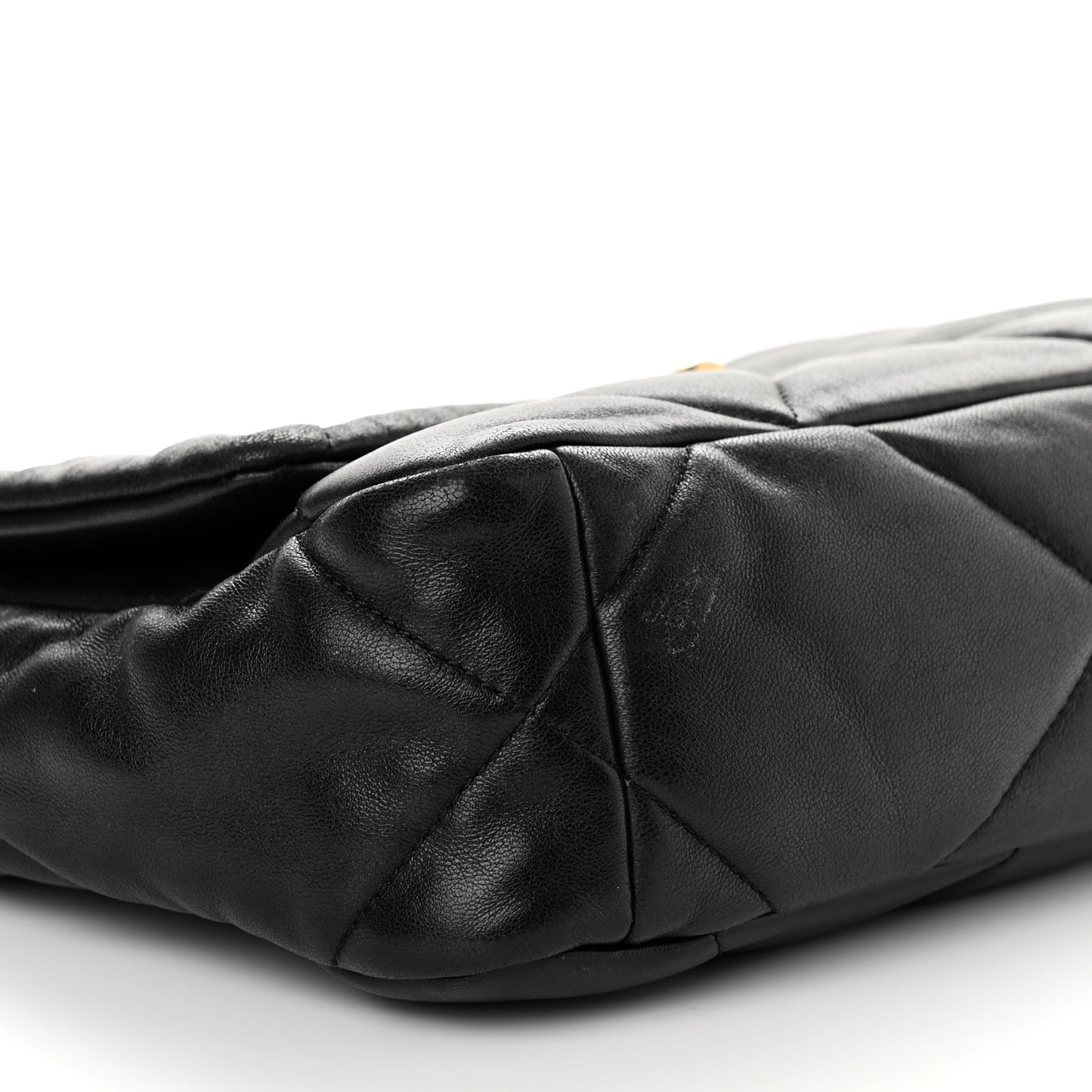 Lambskin Quilted Medium Chanel 19 Flap Black