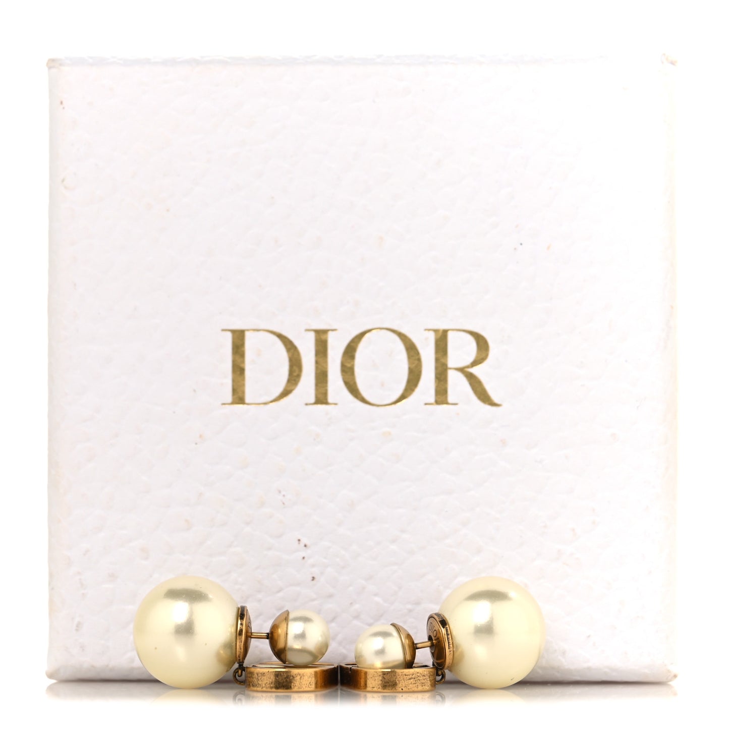 Metal Pearl Tribales Earrings Gold
