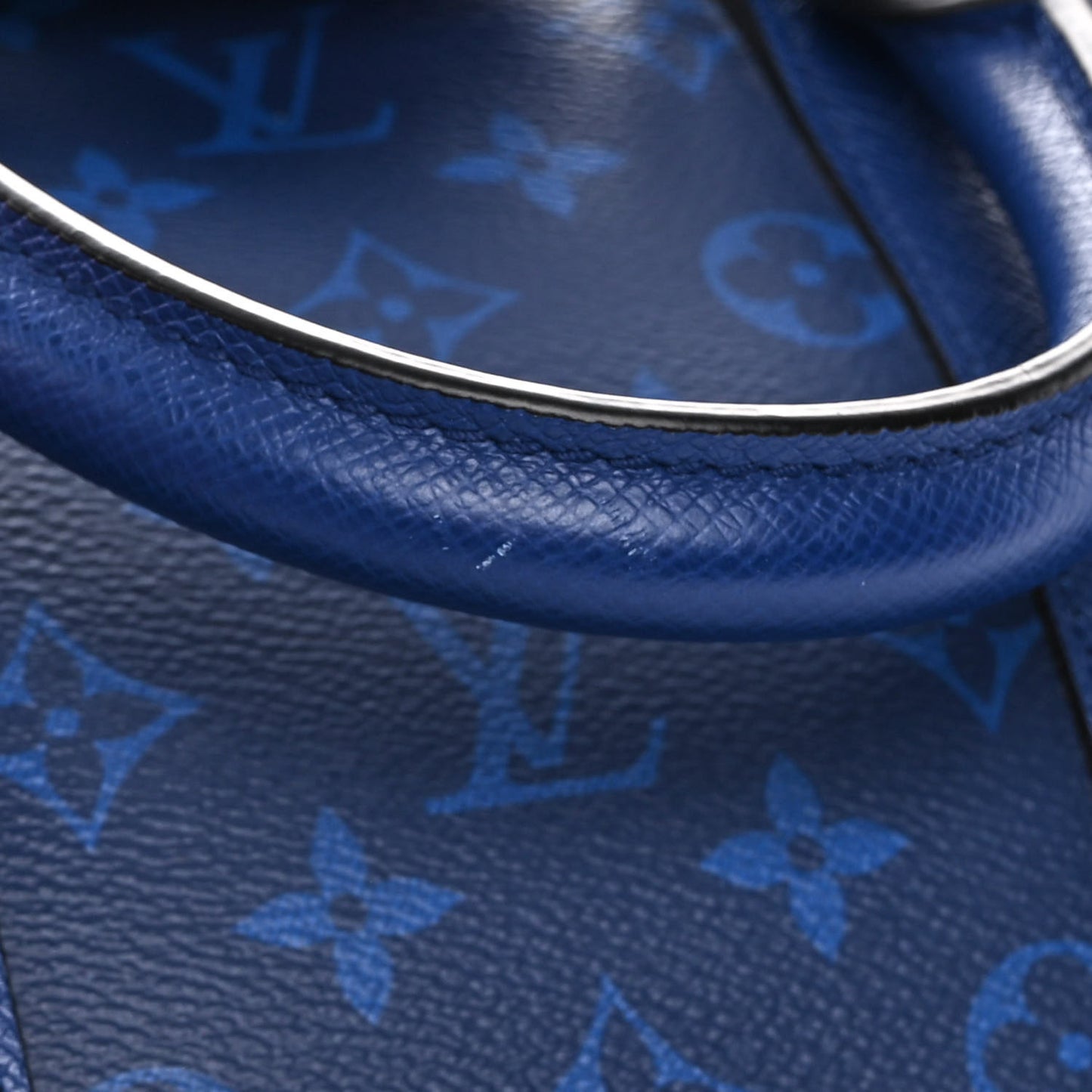 Taiga Monogram Eclipse Keepall Bandouliere 50 Pacific Blue