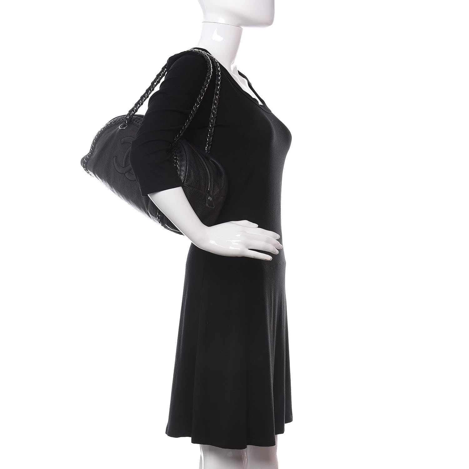 Chanel Goatskin Medium Luxe Ligne Bowler Black 2 of 9
