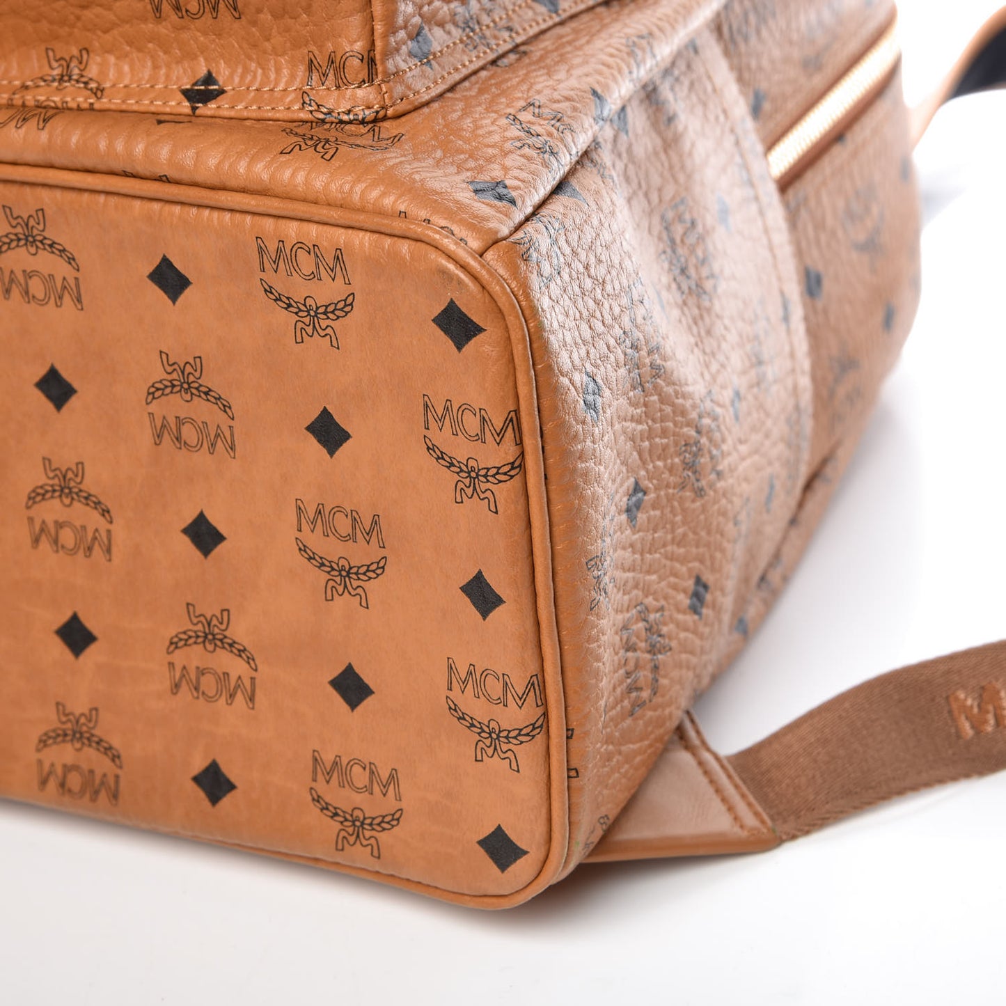 Visetos Studded Medium Stark M Backpack Cognac